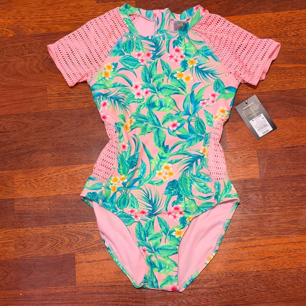 NWT One piece swimsuit Surf Size 14/16 Large